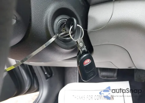 2019 Hyundai Elantra Se z USA, uszkodzony, nr VIN 5NPD74LF4KH497077